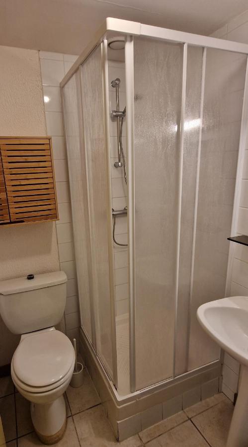 Chambres D'Hotes Les Lits Des Fees Saint-Floret Luaran gambar